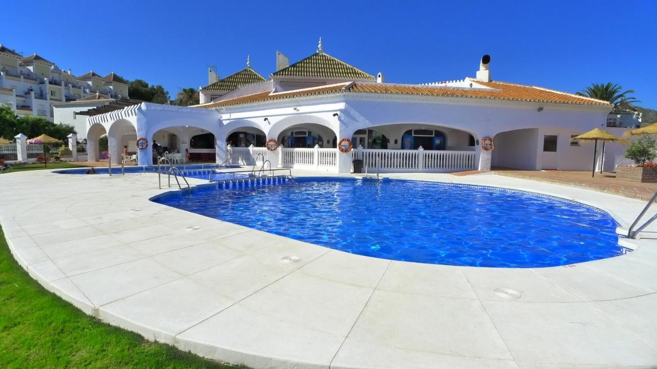 R838 Capistrano Playa 213 Apartment Нерха Екстериор снимка