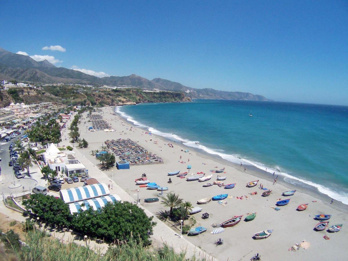 R838 Capistrano Playa 213 Apartment Нерха Екстериор снимка